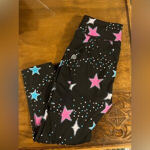POP Fit Pixie Crop Leggings - Black with Pink and Blue Stars